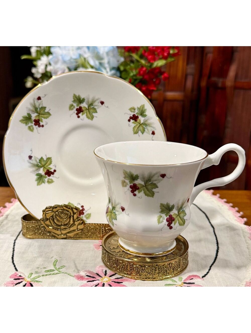 Royal Grafton Grapevine Harvest China Teacup Saucer Set 2183 England c. 1957-60s
